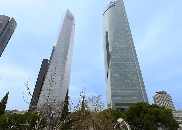 Apartamento Temporal Charmartin 4 Torres 2 Dormitorios Cas292